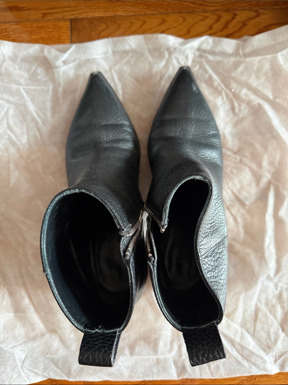 Everlane Black Pointed Toe Leather Ankle Booties